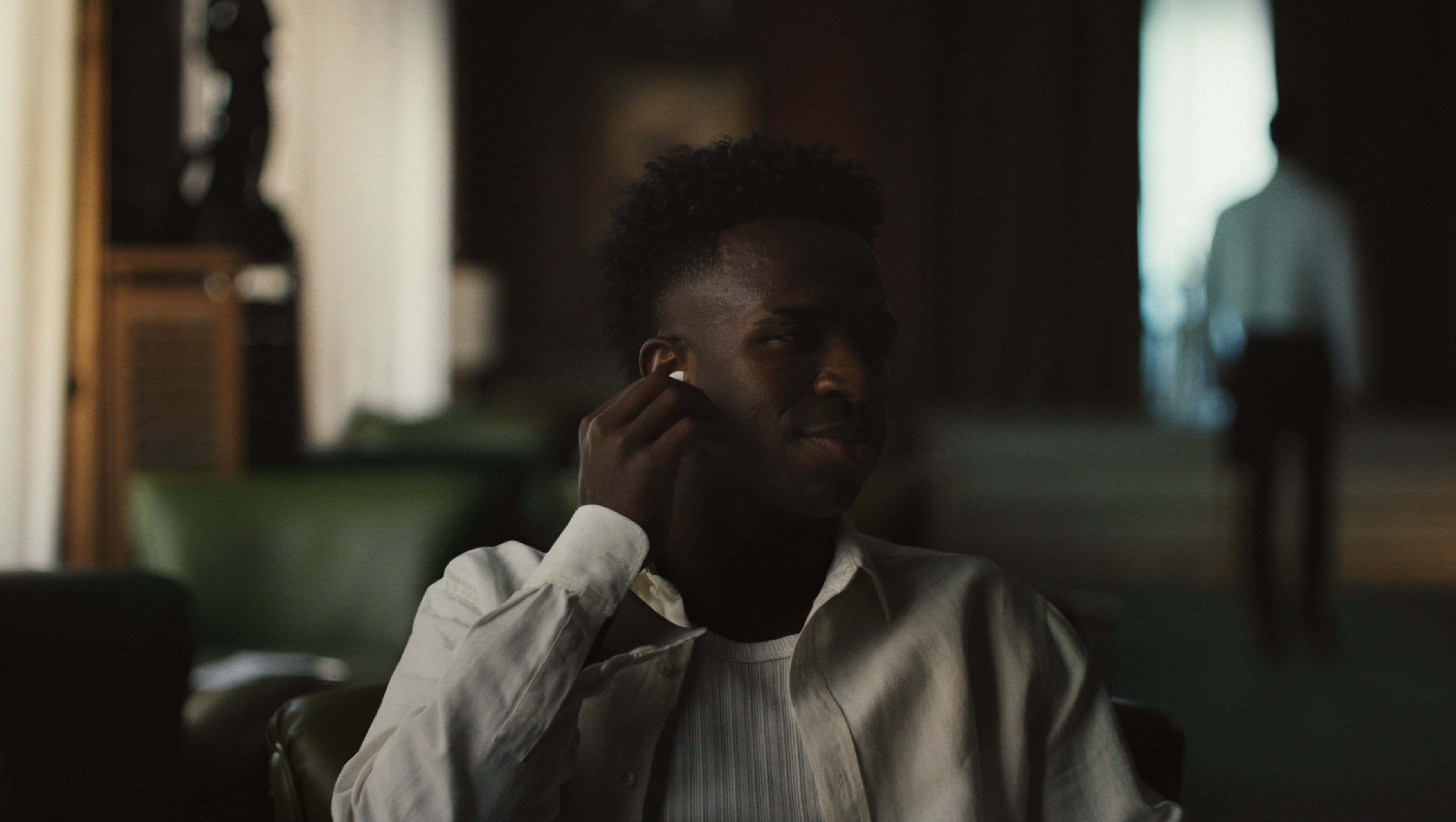 Neuer-AirPods-Werbespot-Dan-a-von-Apple