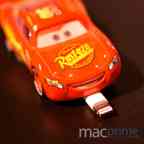 Lightning McQueen und Lightning – Pixars «Lightning McQueen» mit Apples Lightning-Anschluss