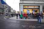 iPhone 6 Day Apple Retail Store Zürich – 10 vor 8 — bald geht es los