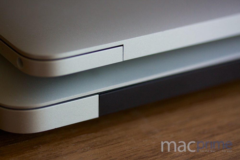 Das neue 12-Zoll MacBook (oben) im Vergleich zum 11-Zoll MacBook Air (unten)