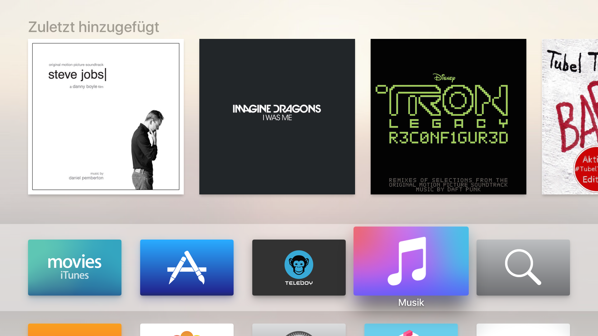 Der Startbildschirm von tvOS auf dem neuen Apple TV
