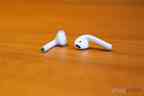 Apple AirPods – Mikrofon da, wo bei den EarPods die Kabel wären