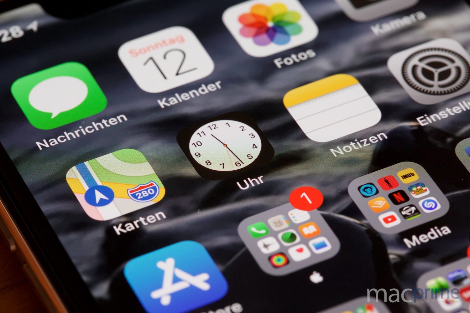 Erstmals kommt bei einem iPhone ein OLED-Display zum Einsatz.