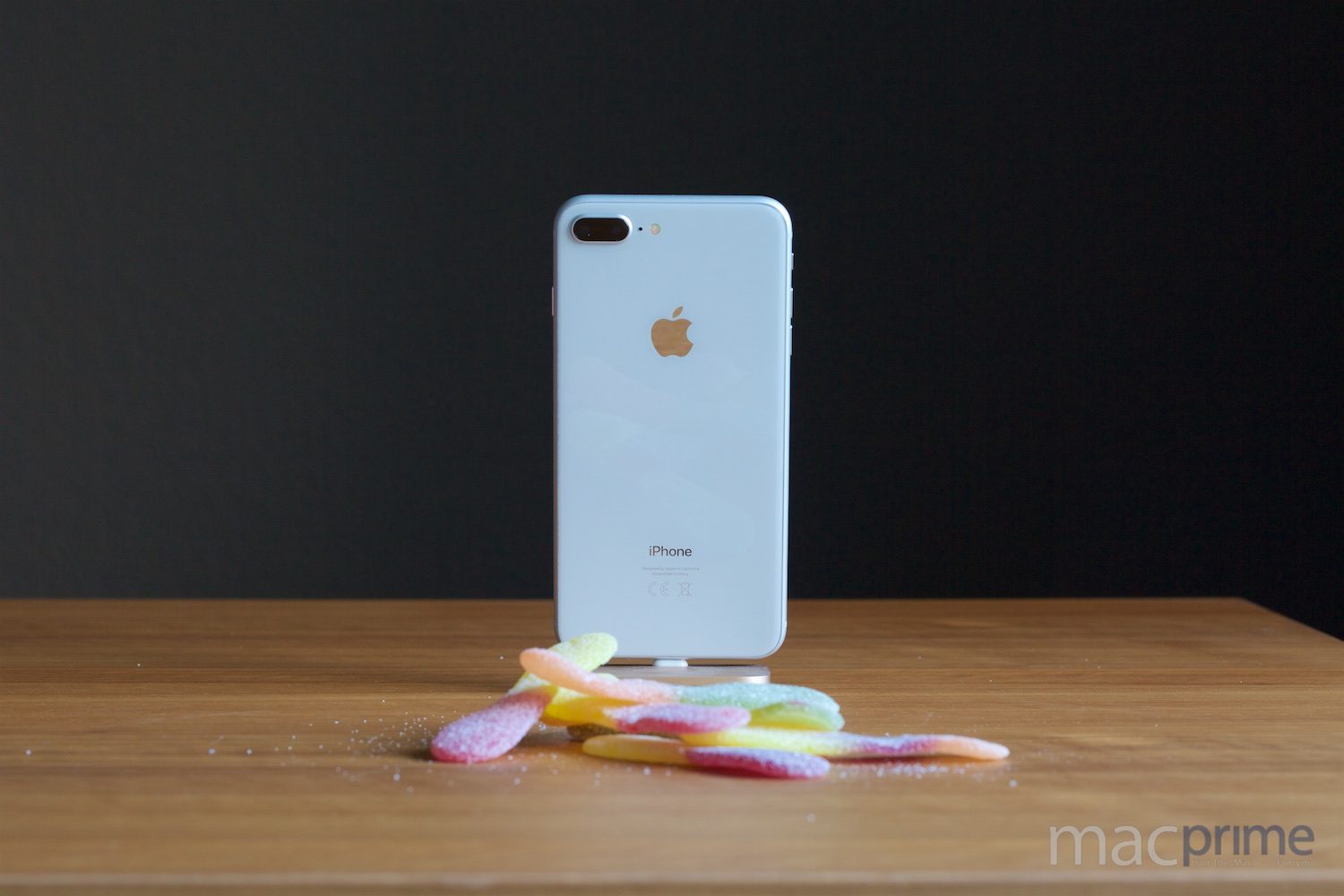 Die Rückseite des iPhone 8 Plus verschluckt die Farben…