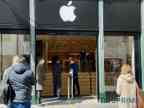Wiedereröffnung des Zürcher Apple Store am Rennweg nach dem Corona-Lockdown